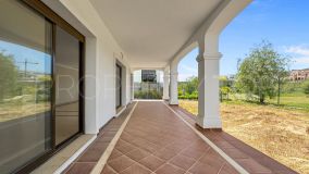 Comprar villa en Estepona con 3 dormitorios