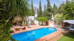 Charming one-storey traditional Andalusian-style villa with separate guest accommodation located in the heart of Nueva Andalucía, Marbella.