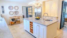 Villa for sale in Las Brisas del Golf, Nueva Andalucia