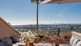 Apartment for sale in Nueva Andalucia, Marbella