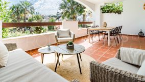 Ground floor apartment with 2 bedrooms for sale in Nueva Andalucia