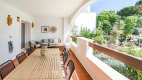 Markplanslägenhet for sale in Nueva Andalucia, Marbella