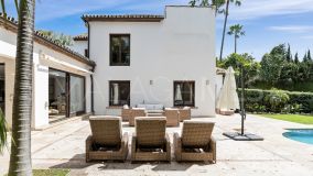 Villa for sale in Nueva Andalucia, Marbella