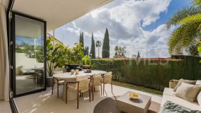 Maison de Ville for sale in Altos de Aloha, Nueva Andalucia