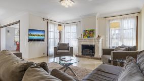 Town House for sale in Benahavis