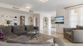 Town House for sale in Benahavis