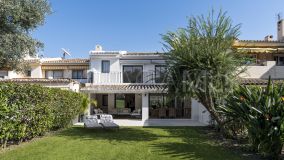 Adosado en venta en Los Olivos, Nueva Andalucia