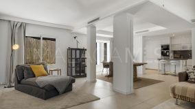 Casa en venta en Nueva Andalucia, Marbella