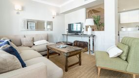 Town House for sale in Aloha Pueblo, Nueva Andalucia