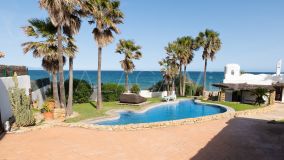 Villa for sale in Chullera, Manilva