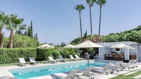 Villa for sale in Nueva Andalucia, Marbella