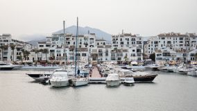 Commercial Premises for sale in Marbella - Puerto Banus