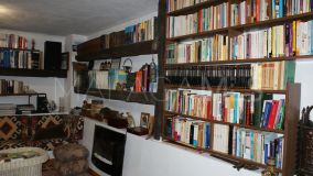 Adosado en venta en El Capricho, Marbella Golden Mile