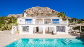Villa for sale in Montgo, 1,250,000 €