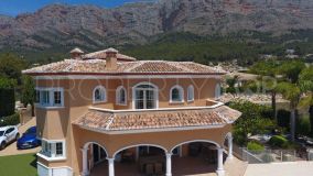 Villa en venta de 5 dormitorios en Montgo