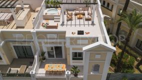 Corner Duplex Penthouse en Aloha Pueblo, Nueva Andalucia