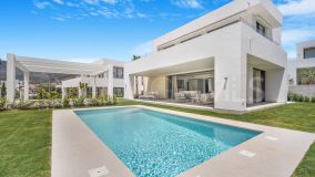 Villa for sale in Rio Real, Marbella Öst