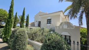 Villa for sale in El Paraiso, Estepona Öst