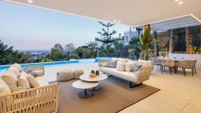 Villa for sale in La Quinta, Benahavis