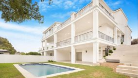 Semi-Detached Home in La Mairena, Marbella East