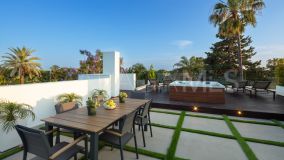 Villa for sale in Marbella Golden Mile