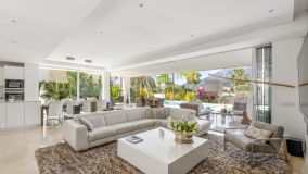 For sale villa in La Finca de Marbella with 3 bedrooms