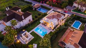 Villa for sale in Nueva Andalucia, Marbella