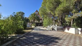 Villa en venta en Pinos de Alhaurín, Alhaurin de la Torre