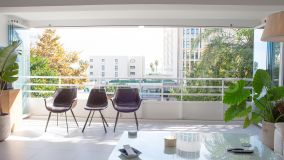 Piso en venta en La Carihuela, Torremolinos