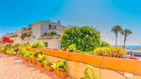 For sale flat with 5 bedrooms in La Carihuela