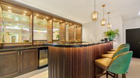 Villa for sale in Benahavis