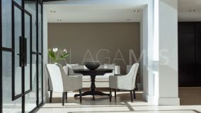 Villa en venta en Aloha, Nueva Andalucia