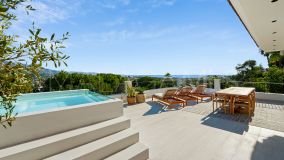 Villa for sale in Nueva Andalucia, Marbella