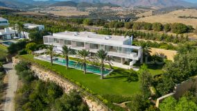 Villa for sale in Casares