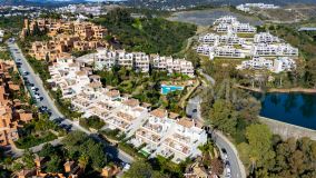Tvåvånings takvåning for sale in Les Belvederes, Nueva Andalucia