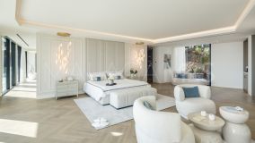 Villa for sale in Benahavis