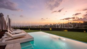 Villa for sale in El Herrojo, Benahavis
