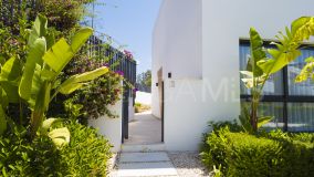 Radhus for sale in Los Naranjos, Nueva Andalucia