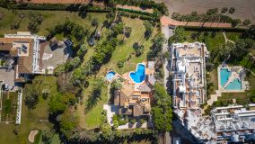 Villa zu verkaufen in Estepona Ost