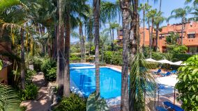 Maison de Ville for sale in Altos de Puente Romano, Marbella Golden Mile