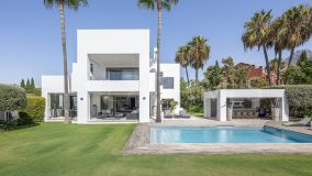 Villa zu verkaufen in Altos de Puente Romano, Marbella Goldene Meile