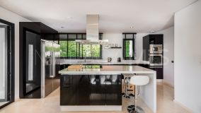 Villa for sale in Altos de Puente Romano, Marbella Golden Mile