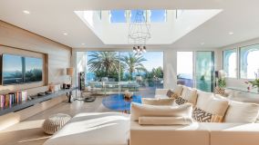Penthouse for sale in El Oasis Club, Marbella Golden Mile