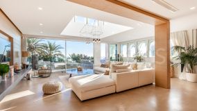 Penthouse for sale in El Oasis Club, Marbella Golden Mile