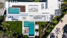 Villa en venta en Nueva Andalucia, Marbella