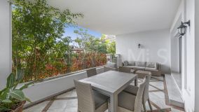 Apartamento Planta Baja en venta en Monte Paraiso, Marbella Golden Mile