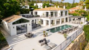 Villa for sale in Rocio de Nagüeles, Marbella Golden Mile