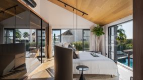Villa for sale in Nueva Andalucia, Marbella