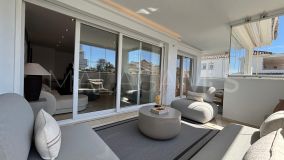 Apartment for sale in Las Cañas Beach, Marbella Golden Mile