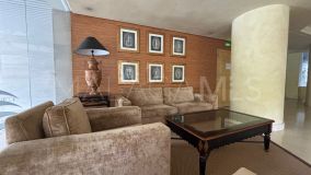 Apartamento en venta en Jardín del Mediterráneo, Marbella Golden Mile
